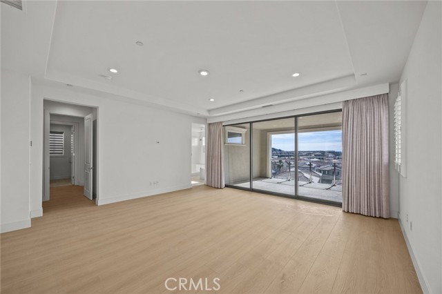 Detail Gallery Image 25 of 59 For 20638 W Deer Grass Ct Ct, Porter Ranch,  CA 91326 - 5 Beds | 5/1 Baths