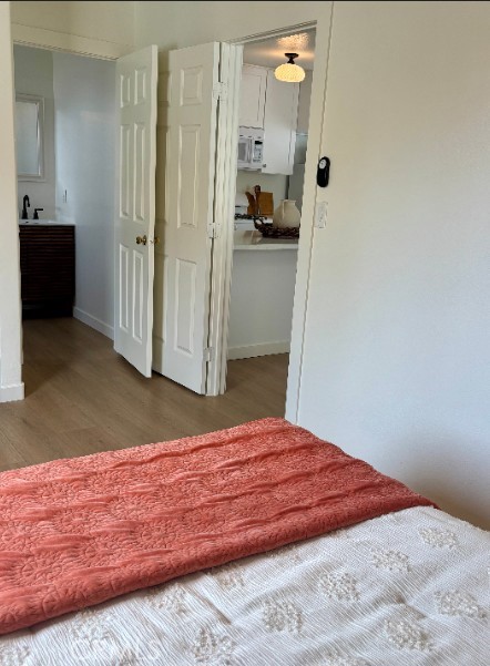 504 12th Street, Huntington Beach CA: https://media.crmls.org/medias/0017a531-f197-4dd3-b2a1-4a532f8c10c5.jpg