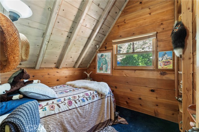 Detail Gallery Image 15 of 31 For 28810 Cedar Dr, Lake Arrowhead,  CA 92352 - 3 Beds | 2 Baths