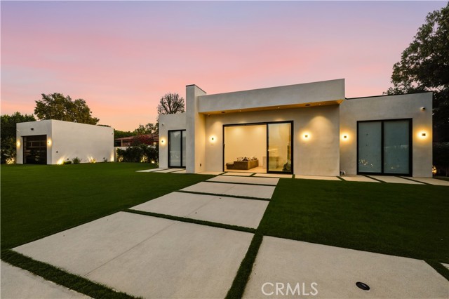 Detail Gallery Image 53 of 54 For 22924 Erwin St, Woodland Hills,  CA 91367 - 11 Beds | 9/2 Baths