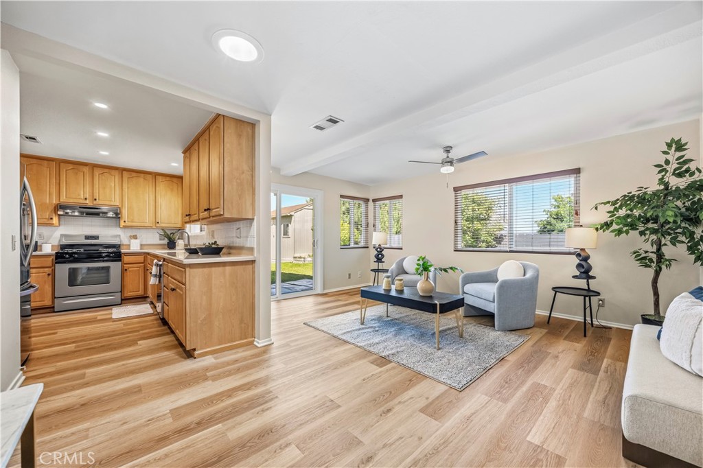 1404 Peacock Boulevard - photo 2