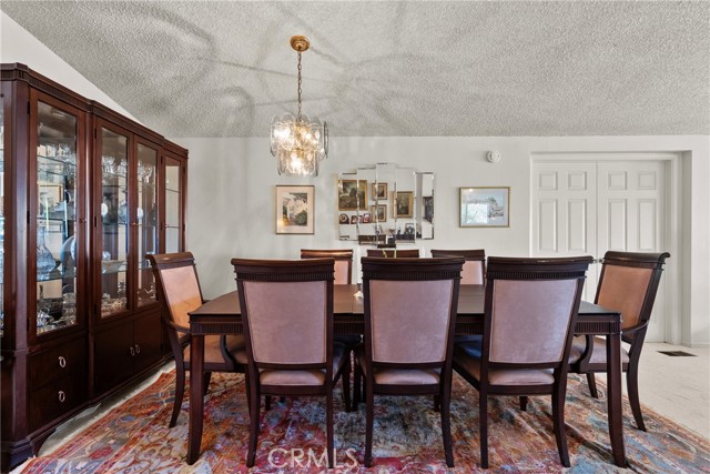 Detail Gallery Image 12 of 47 For 13691 Gavina Ave #576,  Sylmar,  CA 91342 - 3 Beds | 2 Baths