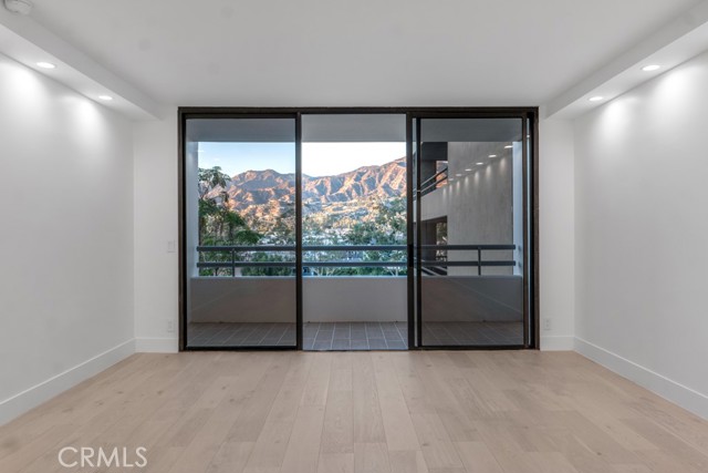 Detail Gallery Image 12 of 47 For 345 Pioneer Dr #601,  Glendale,  CA 91203 - 2 Beds | 2 Baths