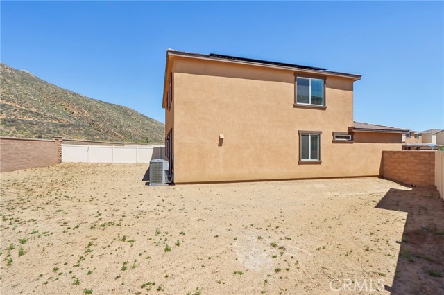 29218 Quarry Way, Lake Elsinore CA: https://media.crmls.org/medias/001b3477-73e7-480e-869b-920ba5cc3d7c.jpg