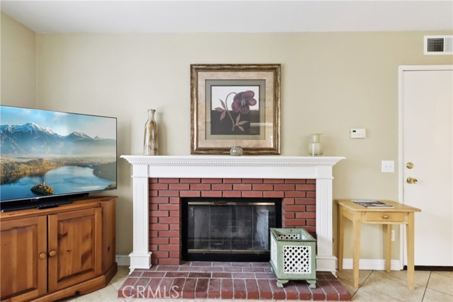 Detail Gallery Image 17 of 66 For 1124 N Holt Dr, Placentia,  CA 92870 - 4 Beds | 2/1 Baths