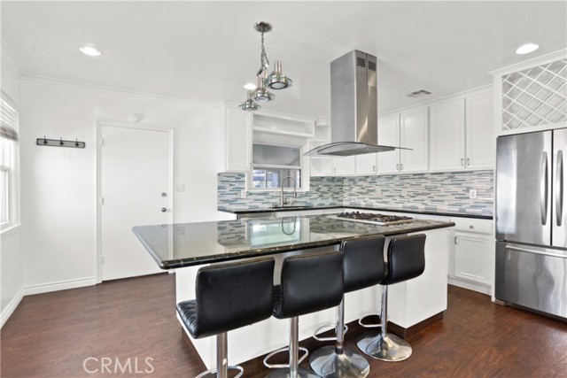 Detail Gallery Image 6 of 16 For 4512 E Rosada, Long Beach,  CA 90815 - 3 Beds | 2 Baths