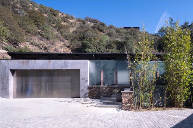 2420 Bowmont Drive, Beverly Hills CA: https://media.crmls.org/medias/001c708b-8280-47cb-b647-f2b8e536f0d9.jpg
