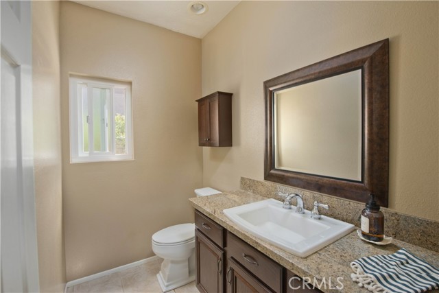 Detail Gallery Image 15 of 36 For 22447 Poplar St, Saugus,  CA 91390 - 4 Beds | 3 Baths