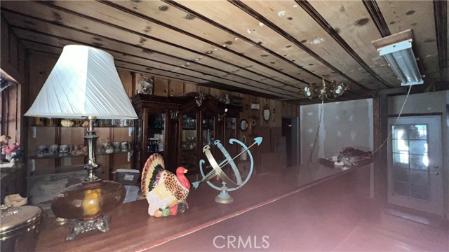 18727 Skyway, Stirling City CA: https://media.crmls.org/medias/001cf2e6-49e6-43ab-9d68-7b9c27b23171.jpg