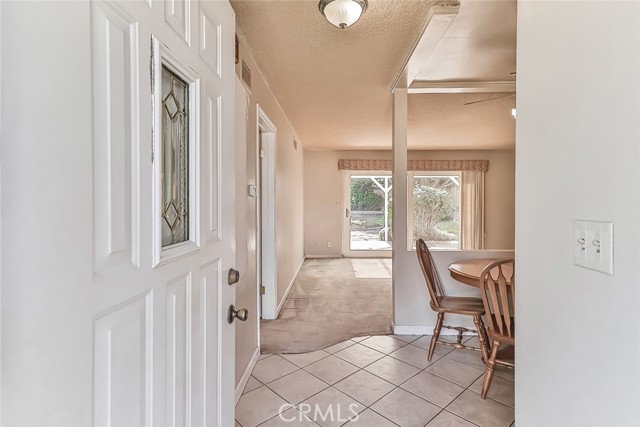 Detail Gallery Image 5 of 34 For 2212 Cordero Ave, Simi Valley,  CA 93065 - 3 Beds | 1/1 Baths