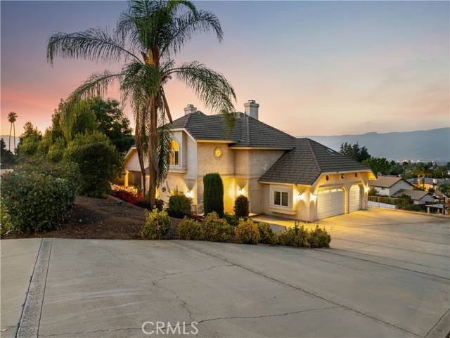 Detail Gallery Image 3 of 44 For 613 E Sunset Dr, Redlands,  CA 92373 - 6 Beds | 6 Baths