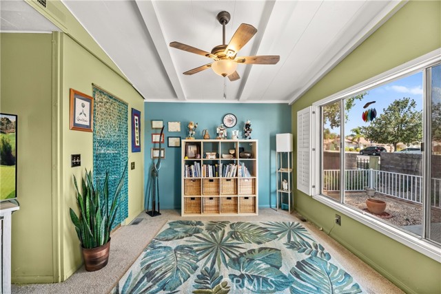 1735 Mango Way, Hemet CA: https://media.crmls.org/medias/001e5e87-b123-4145-bcdc-f25f0c7d8dab.jpg