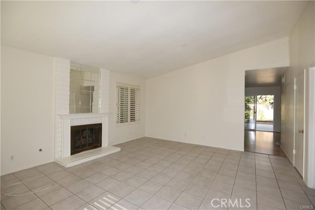 Detail Gallery Image 2 of 12 For 24131 Fortune Dr, Lake Forest,  CA 92630 - 3 Beds | 2 Baths