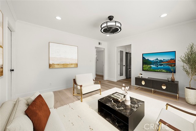 Detail Gallery Image 13 of 34 For 13662 Loretta Dr, Tustin,  CA 92780 - 5 Beds | 3 Baths