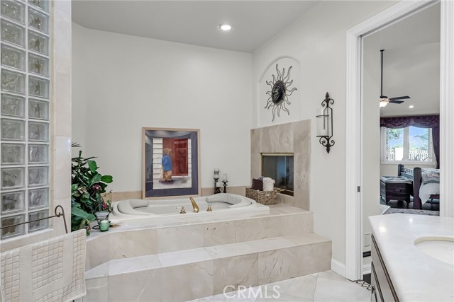 Detail Gallery Image 27 of 51 For 6872 Chartwell, Riverside,  CA 92506 - 5 Beds | 4/1 Baths