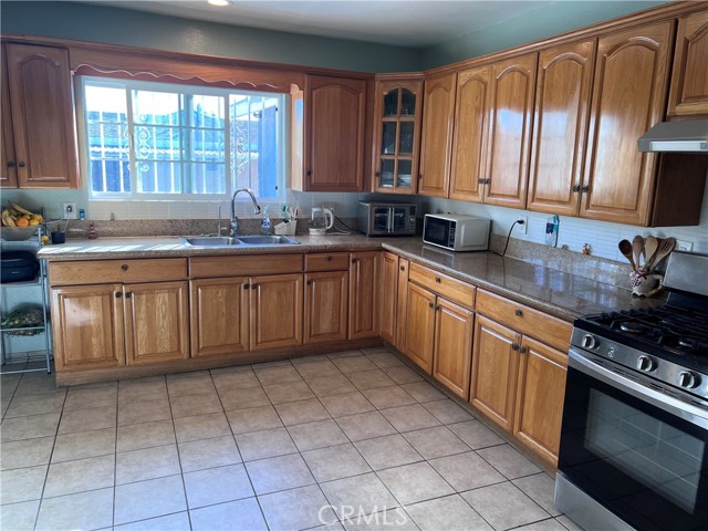 1222 E 103rd Street, Los Angeles CA: https://media.crmls.org/medias/001f4050-b519-4380-8bc6-0abf89273600.jpg