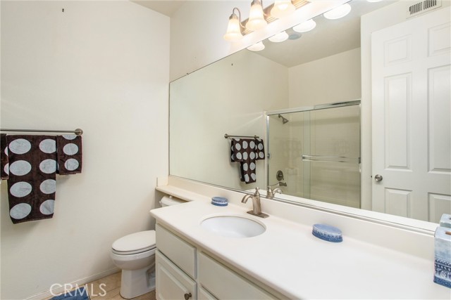 Detail Gallery Image 28 of 73 For 12250 Tuliptree Cir, Riverside,  CA 92503 - 5 Beds | 3/1 Baths