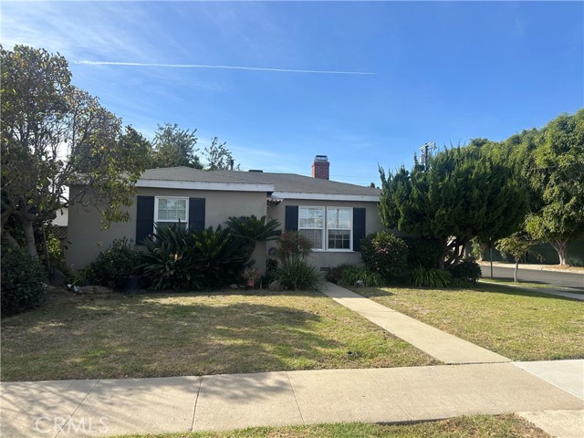 2303 Amherst Avenue, Los Angeles CA: https://media.crmls.org/medias/001f95bb-4712-400d-8515-fad9b9fc42bc.jpg