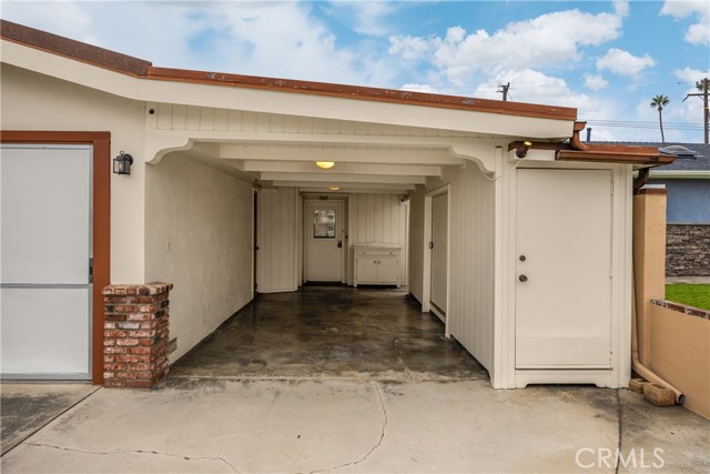 2705 E Orange Grove, Orange CA: https://media.crmls.org/medias/001fc2e9-4506-4e3f-9406-0322a4b859a6.jpg