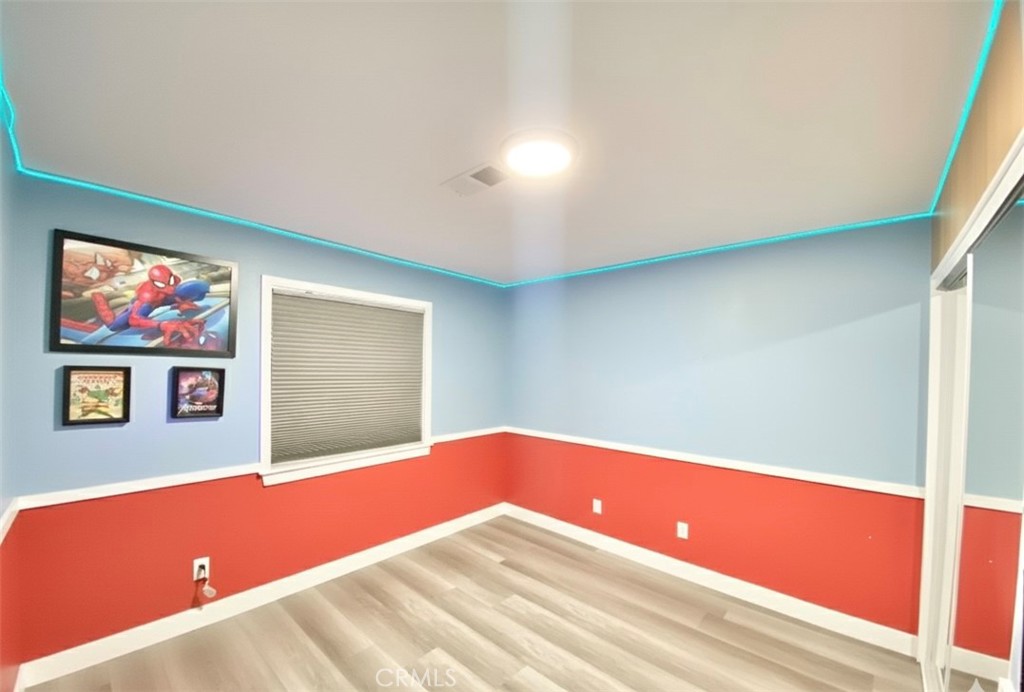 https://media.crmls.org/medias/00218876-5566-4351-a20f-d9208fd417c8.jpg?preset=X-Large