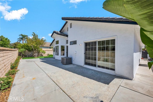 3401 Mountainside Circle, Corona CA: https://media.crmls.org/medias/0021d48a-edbd-4374-af17-e48825986b25.jpg