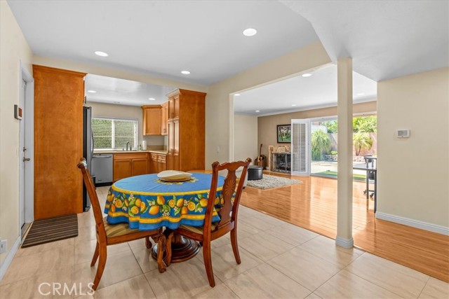 Detail Gallery Image 5 of 29 For 6123 Fred Dr, Cypress,  CA 90630 - 3 Beds | 2 Baths
