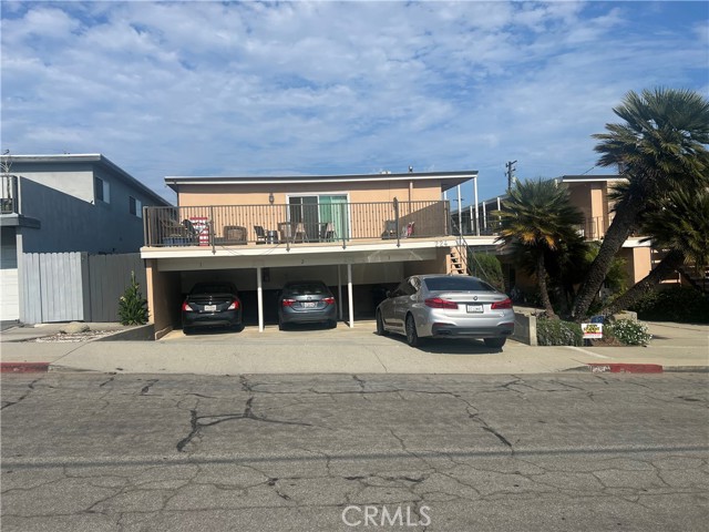 Image 9 of 13 For 218 Lomita  