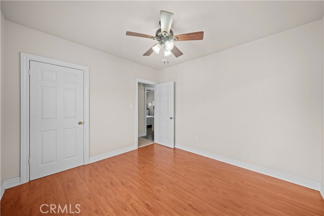 765 E 52nd Place, Los Angeles CA: https://media.crmls.org/medias/00251b08-9f4c-4639-b9f5-d53312ba00a3.jpg