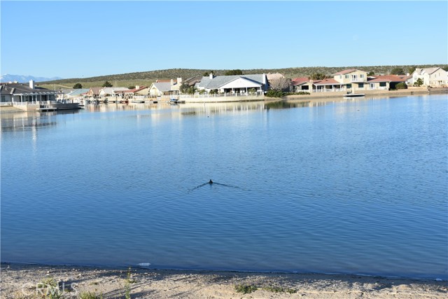 Detail Gallery Image 9 of 20 For 26456 Blue Water, Helendale,  CA 92342 - – Beds | – Baths