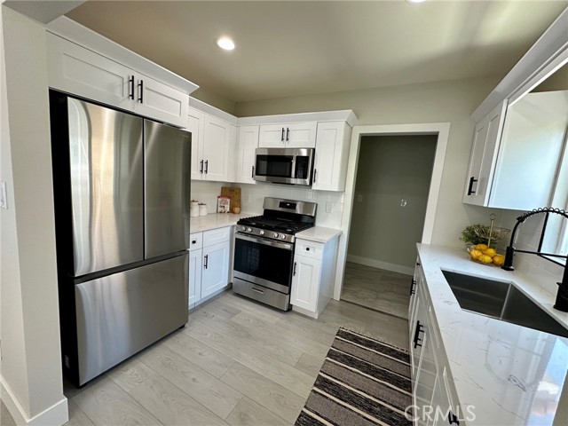 Detail Gallery Image 6 of 12 For 2209 W Glendon Way, Alhambra,  CA 91803 - 2 Beds | 1 Baths