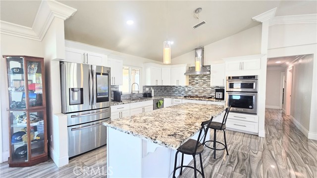 Detail Gallery Image 24 of 32 For 14230 Avenida Munoz, Riverside,  CA 92508 - 3 Beds | 2 Baths