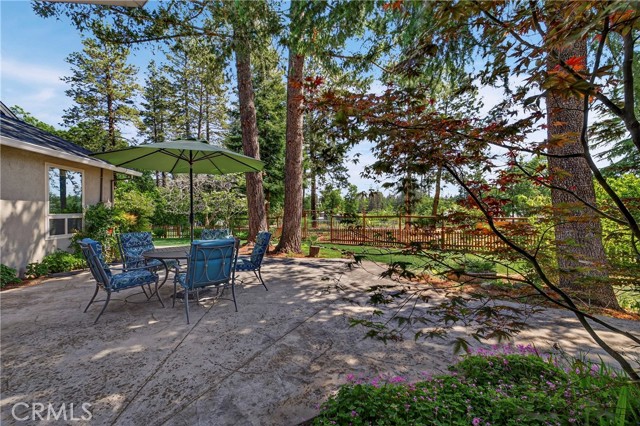 6153 Twin, Paradise CA: https://media.crmls.org/medias/0027de02-d782-4a63-b4d1-ea60cfe60c6a.jpg