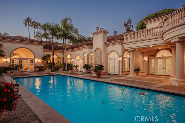 16727 Camino Sierra del Sur Drive, Rancho Santa Fe CA: https://media.crmls.org/medias/0028ed7d-8c48-4f72-9e37-a2dcb96f10d6.jpg