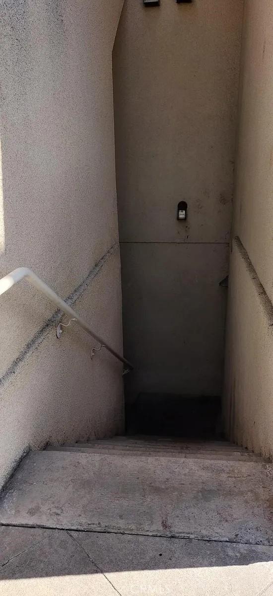 Detail Gallery Image 18 of 22 For 3711 Baldwin St #904,  Los Angeles,  CA 90031 - 2 Beds | 2 Baths