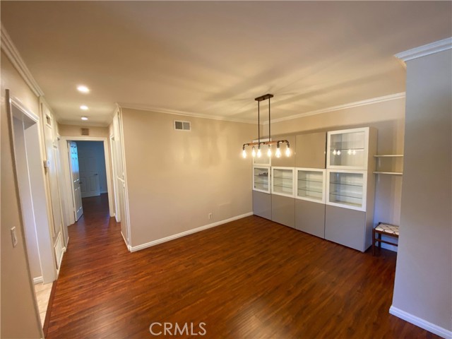 Detail Gallery Image 3 of 27 For 15920 Alta Vista Dr. F, La Mirada,  CA 90638 - 2 Beds | 2 Baths