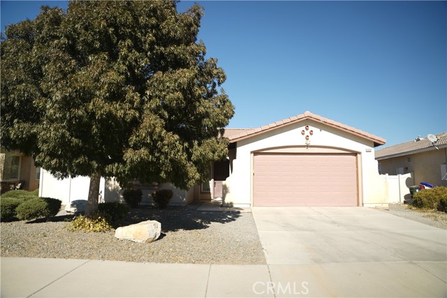 Detail Gallery Image 1 of 30 For 11534 Charm Ln, Adelanto,  CA 92301 - 3 Beds | 2 Baths