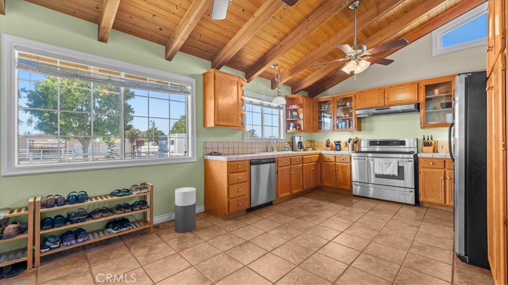 MLS #CV25268830 image #8