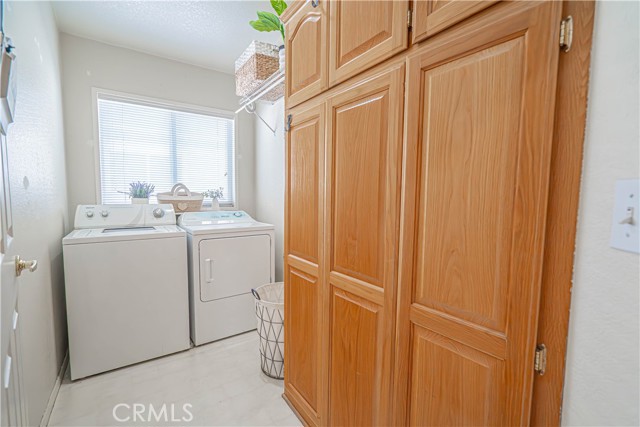 Detail Gallery Image 38 of 74 For 20164 Crestview Dr., Canyon Country,  CA 91351 - 3 Beds | 2 Baths