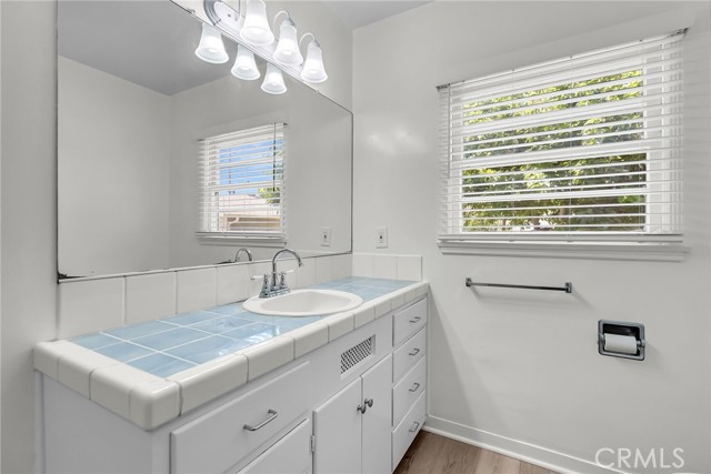4520 Linwood Place, Riverside CA: https://media.crmls.org/medias/002d4b43-6ec4-427e-ae29-c150bdd18865.jpg