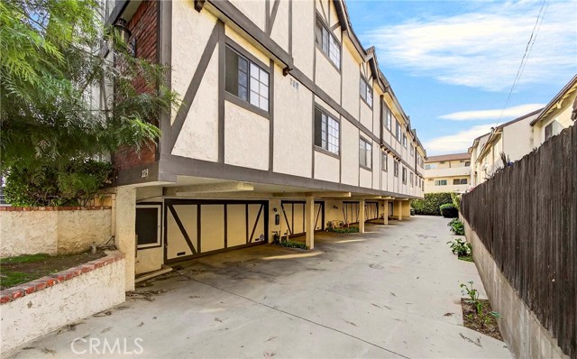 Detail Gallery Image 3 of 19 For 229 Saint Francis Street #C,  San Gabriel,  CA 91776 - 3 Beds | 3 Baths