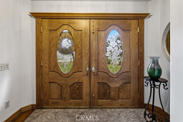 Detail Gallery Image 6 of 49 For 38076 Pine Meadow, Oakhurst,  CA 93644 - 3 Beds | 2/1 Baths