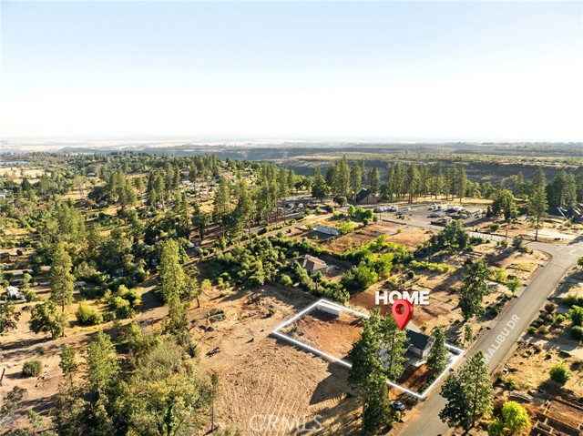 5000 Malibu Drive, Paradise CA: https://media.crmls.org/medias/002f079e-6c4c-42d0-a570-e2911e909872.jpg