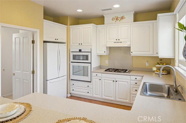 Detail Gallery Image 13 of 64 For 2651 Alameda Dr, Paso Robles,  CA 93446 - 2 Beds | 2 Baths