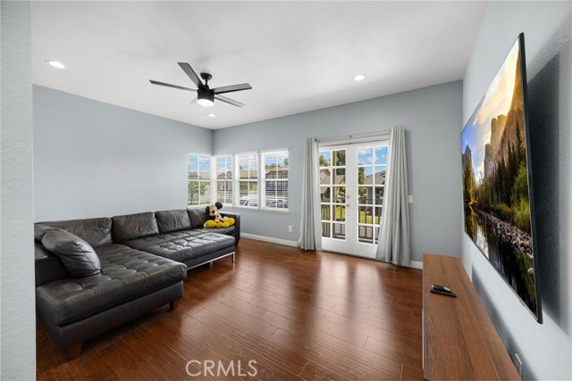 4350 Bennington Court, Chino CA: https://media.crmls.org/medias/002fe56e-93eb-42fd-b004-8519120aac59.jpg