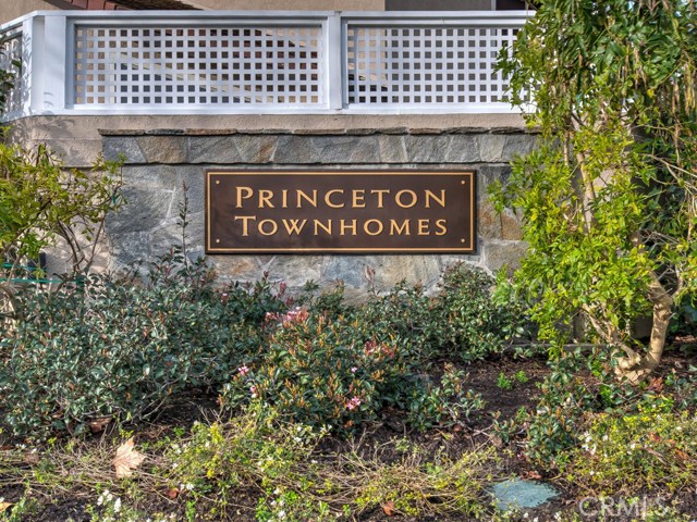 Detail Gallery Image 19 of 22 For 115 Stanford Ct #50,  Irvine,  CA 92612 - 2 Beds | 1/1 Baths