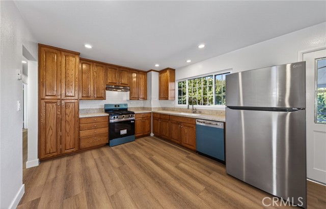 Detail Gallery Image 12 of 23 For 201 Primrose, Redlands,  CA 92373 - 4 Beds | 2 Baths