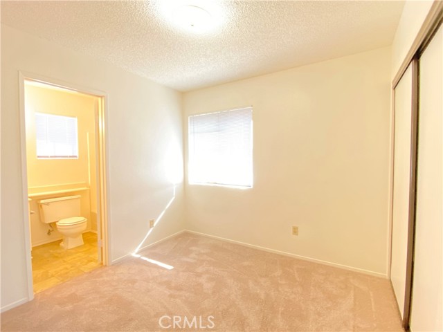11369 Weinhart Court, Moreno Valley CA: https://media.crmls.org/medias/00309741-2bd6-48ec-89ec-e4e073761952.jpg