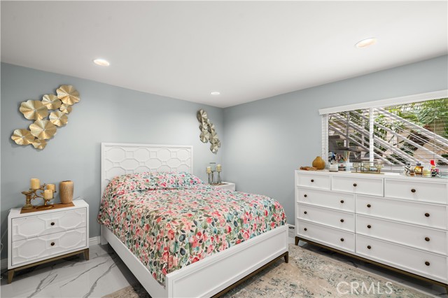 Detail Gallery Image 17 of 32 For 805 Ocean Ave #4,  Seal Beach,  CA 90740 - 3 Beds | 2 Baths
