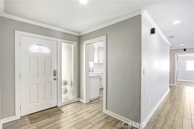 Detail Gallery Image 3 of 26 For 35597 Velardo, Yucaipa,  CA 92399 - 3 Beds | 2 Baths