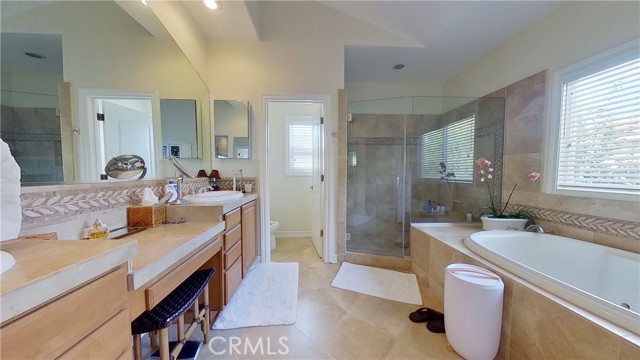 1807 6th Street, Manhattan Beach, California 90266, 5 Bedrooms Bedrooms, ,4 BathroomsBathrooms,Residential,Sold,6th,SB22010530